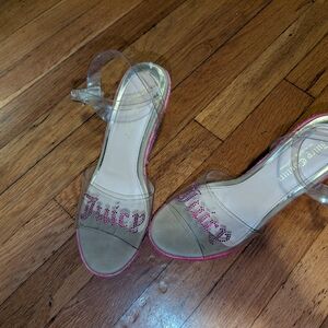 Juicy Couture Women's Clear and Pink Sandals